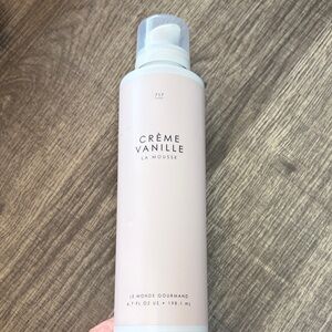 🌻5 for $30🌻 Le Monde Gourmand Creme Vanille Whipped Body Moisturizer